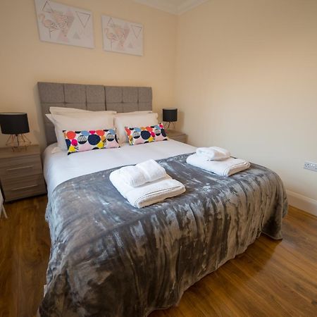 London Heathrow Serviced Apartments Ashford (Surrey) Exterior foto